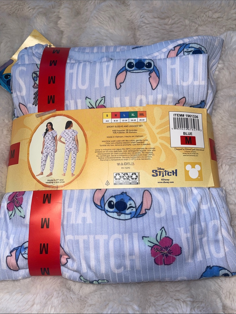 ❤️NEW!!!❤️ Disney Stitch Light Blue Floral Aloha Short Sleeve & Jogger Set - Picture 5 of 5